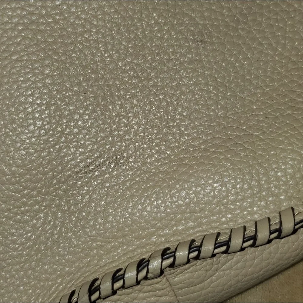 Authentic Michael Kors Whipped Chelsea - Picture 8 of 11